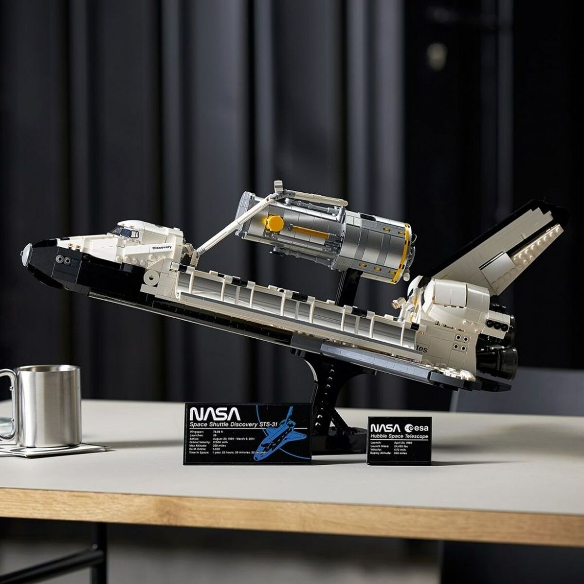 Súprava Lego 10283 Discovery Shuttle Nasa čierna - Hračky a Hry