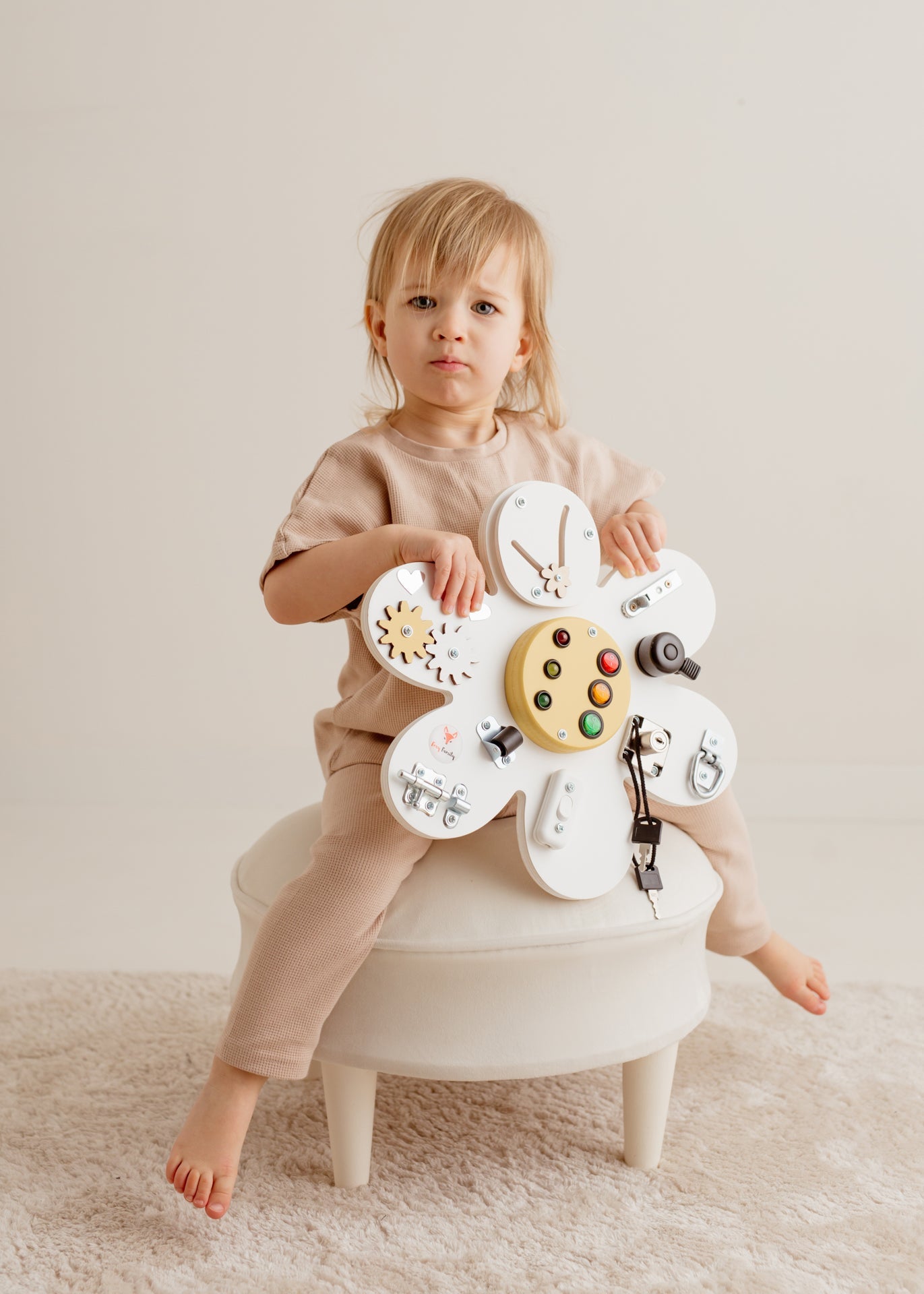 Montessori tabuľa - Daisy - Foxy Family - - Foxy Family - KiiDS.SHOP