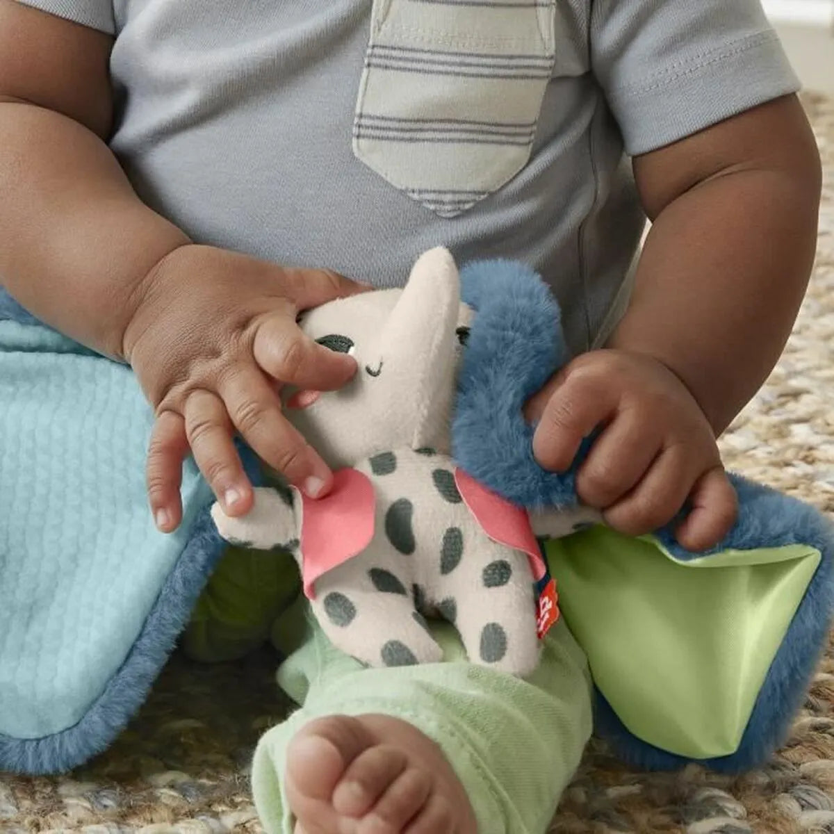 Bábika Bábätko Fisher Price Tembo Mon Doudou Elephant - Hračky a Hry Bábiky Doplnky